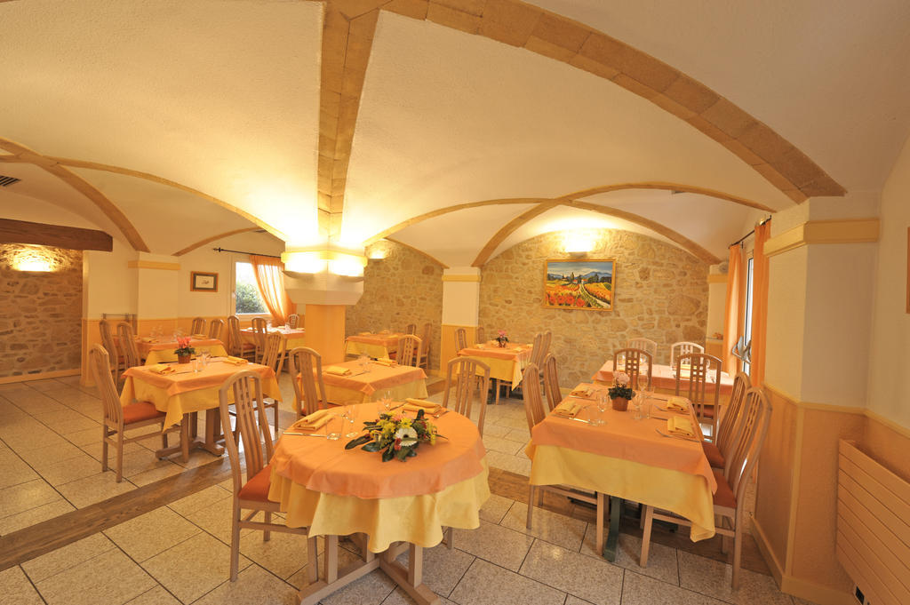 Logis Hotel Le Moulin Des Gardelles Riom Dış mekan fotoğraf