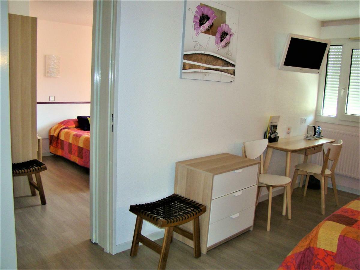 Logis Hotel Le Moulin Des Gardelles Riom Dış mekan fotoğraf
